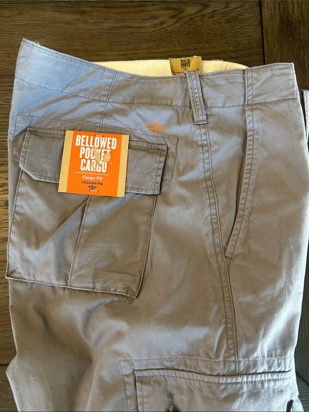 NEW⭐️DOCKERS⚓️Gray Cargo Flat Front PANTS 36 X 32 😎